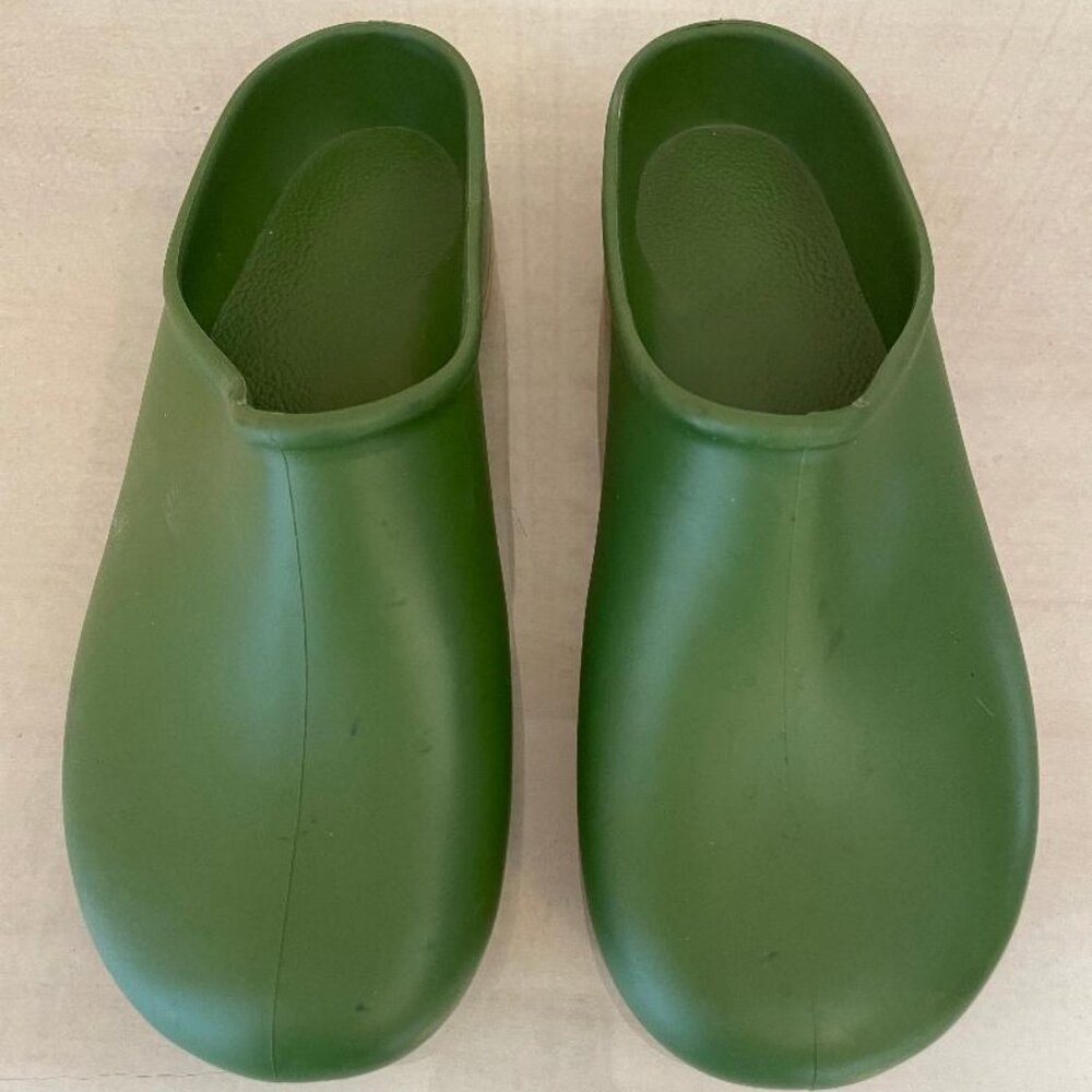 Sloggers Waterproof Clogs Women's Size 7 US GREEN Slip On